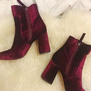 Steve Madden Shoes - Steve Madden Velvet Boots 7.5 Steve Madden Shoes - Steve Madden Velvet Boots 7.5